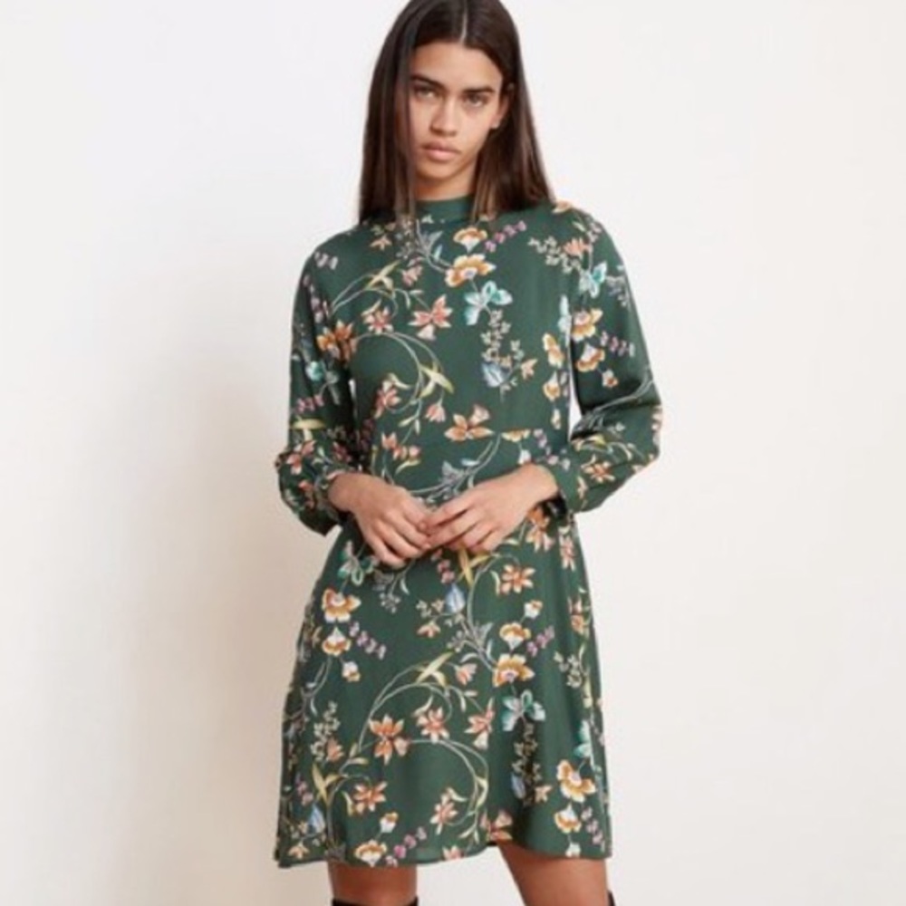 Floral dress / Velvet by Graham and Spencer